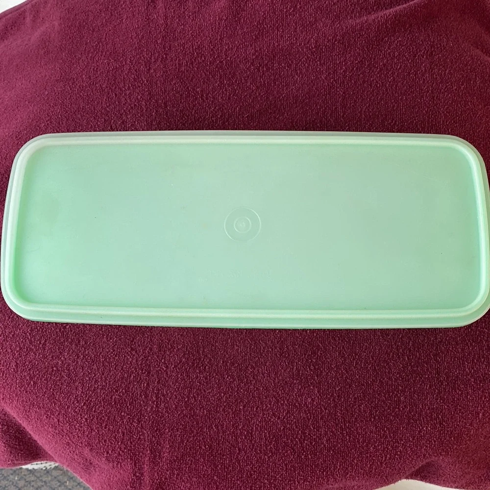 Tupperware Celery/Bread Keeper 3 Piece Vintage